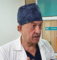 акад. проф. д-р Чавдар Славов