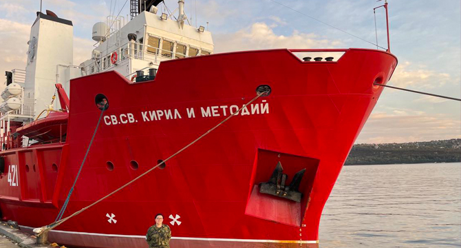 Лекар от ВМА част от българската експедиция към Антарктида