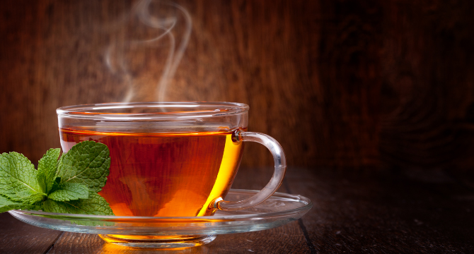 Времето на чая идва. Как да го пием правилно и за какво да внимаваме?