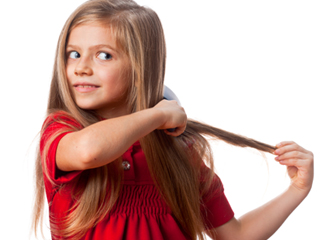 Гребенът с широки резци прави по-лесно разресването на детските коси
