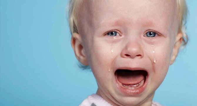 Защо детето плаче, когато го оставяме в детската градина?