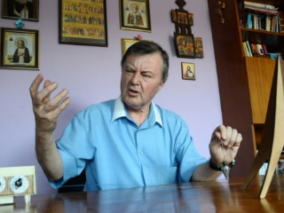 Водещ радиестезист у нас проучва енергията на 180 манастира и 220 икони