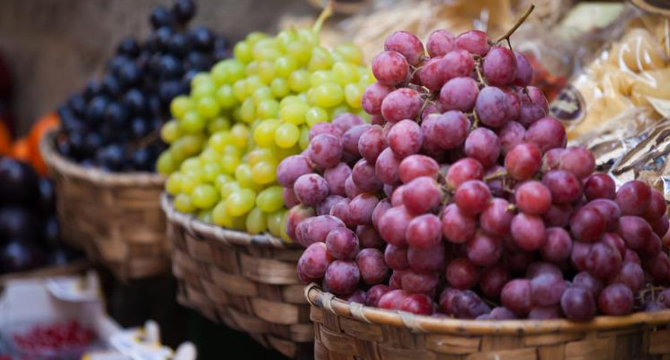 Яжте бялото грозде – сутрин, а червеното – вечер, според аюрведа!