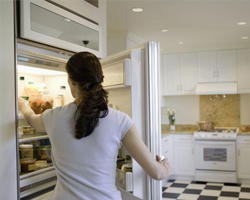 8 от продуктите в хладилника, с които можем да отслабнем