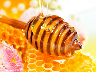 Може ли медът да е полезен за зъбите?