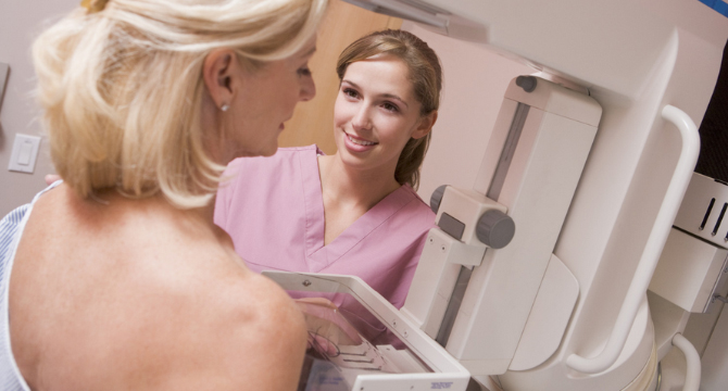Мамографски прегледи на половин цена извършват във Великотърновската поликлиника