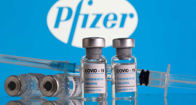 Кой не трябва да се ваксинира с ваксината на Pfizer срещу COVID-19?