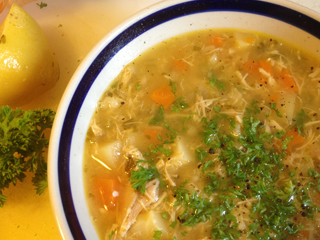 Пилешката супа е противопоказана при остър бронхит