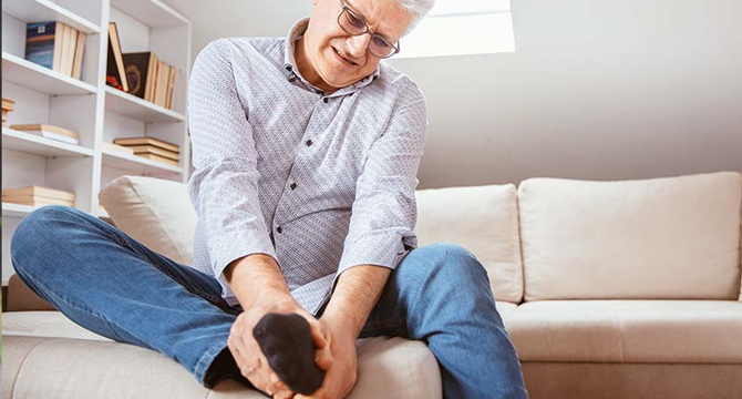 Диета, вани, брезови листа и черешови дръжки борят подаграта