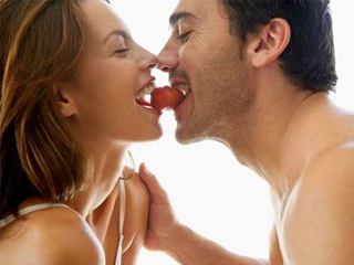 Може ли храненето да подобри сексуалния живот?