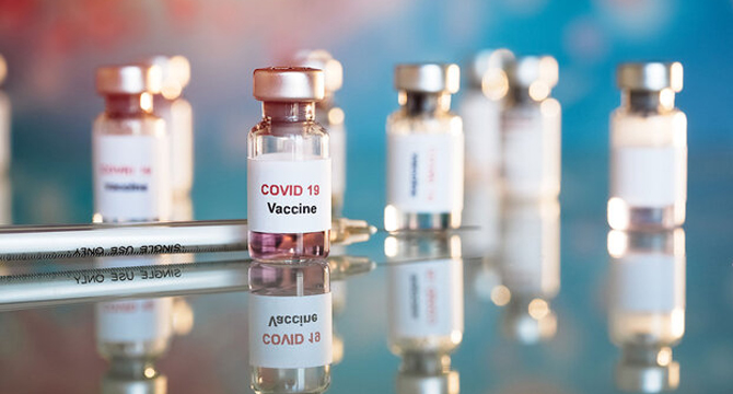 Австрия въвежда задължителна ваксинация срещу ковид от 1 февруари 2022