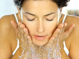 Как да удължим младостта на кожата: 4 стъпки