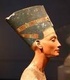 Тайните на Нефертити