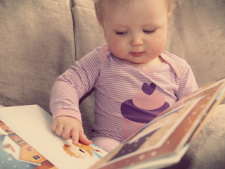 Черно-белите книжки - най-подходящи за бебета