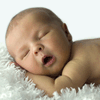 Как се развива  бебето през първата му годинка